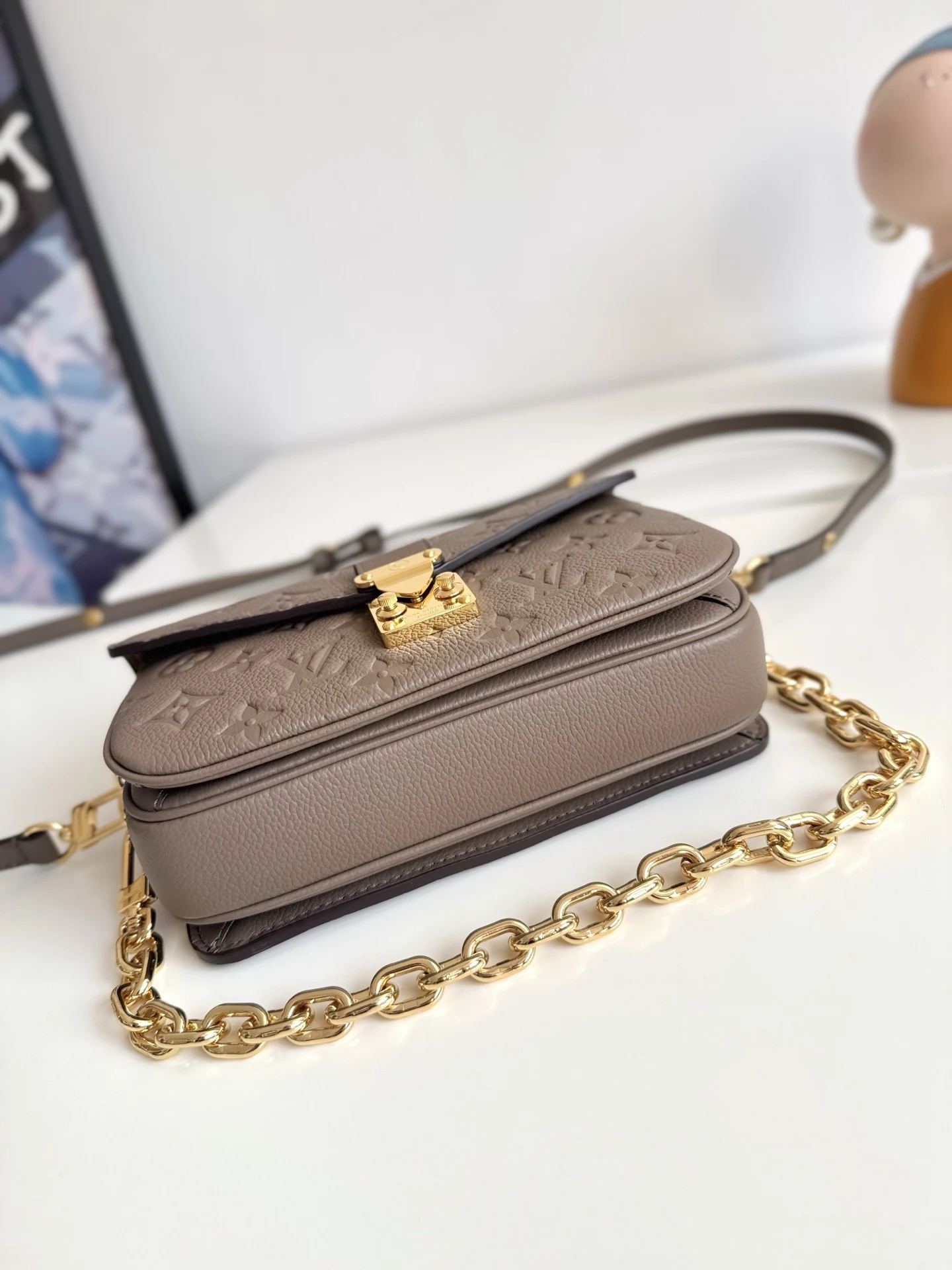 LV海外原单M25910 Pochette Metis East West 手袋 斜挎包 - 细节图 4