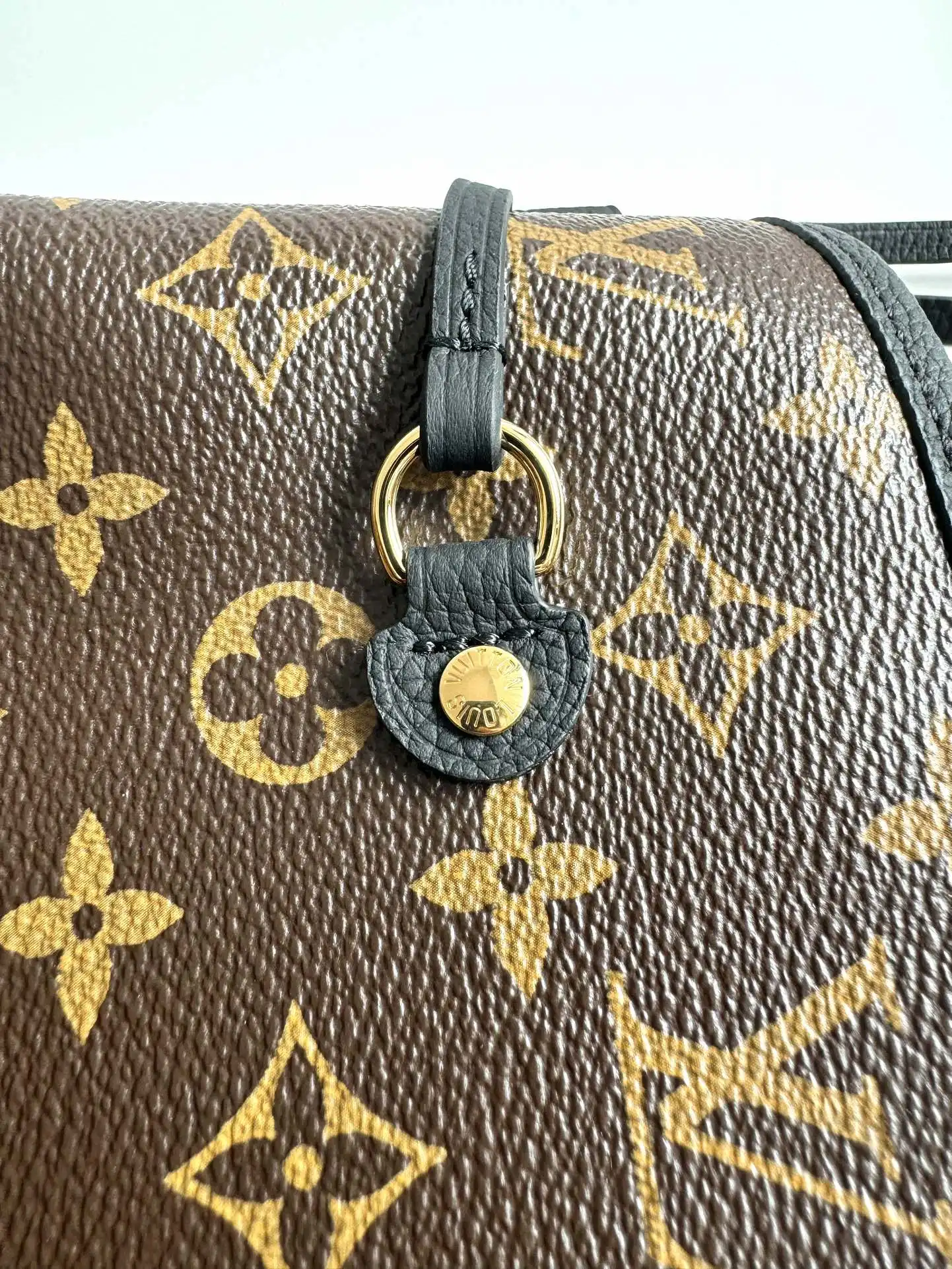 Louis Vuitton Overseas Original M11946 Neverfull Inside Out Medium Handbag Shoulder Bag - Detail view 5