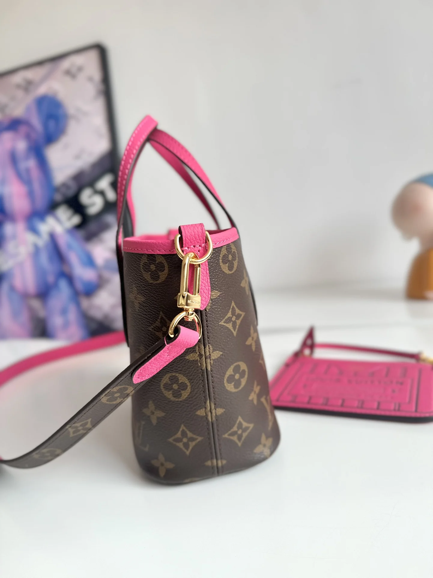 LV海外原单M12106 Neverfull Bandouliere Inside Out BB 手袋 手提斜挎包 - 细节图 2