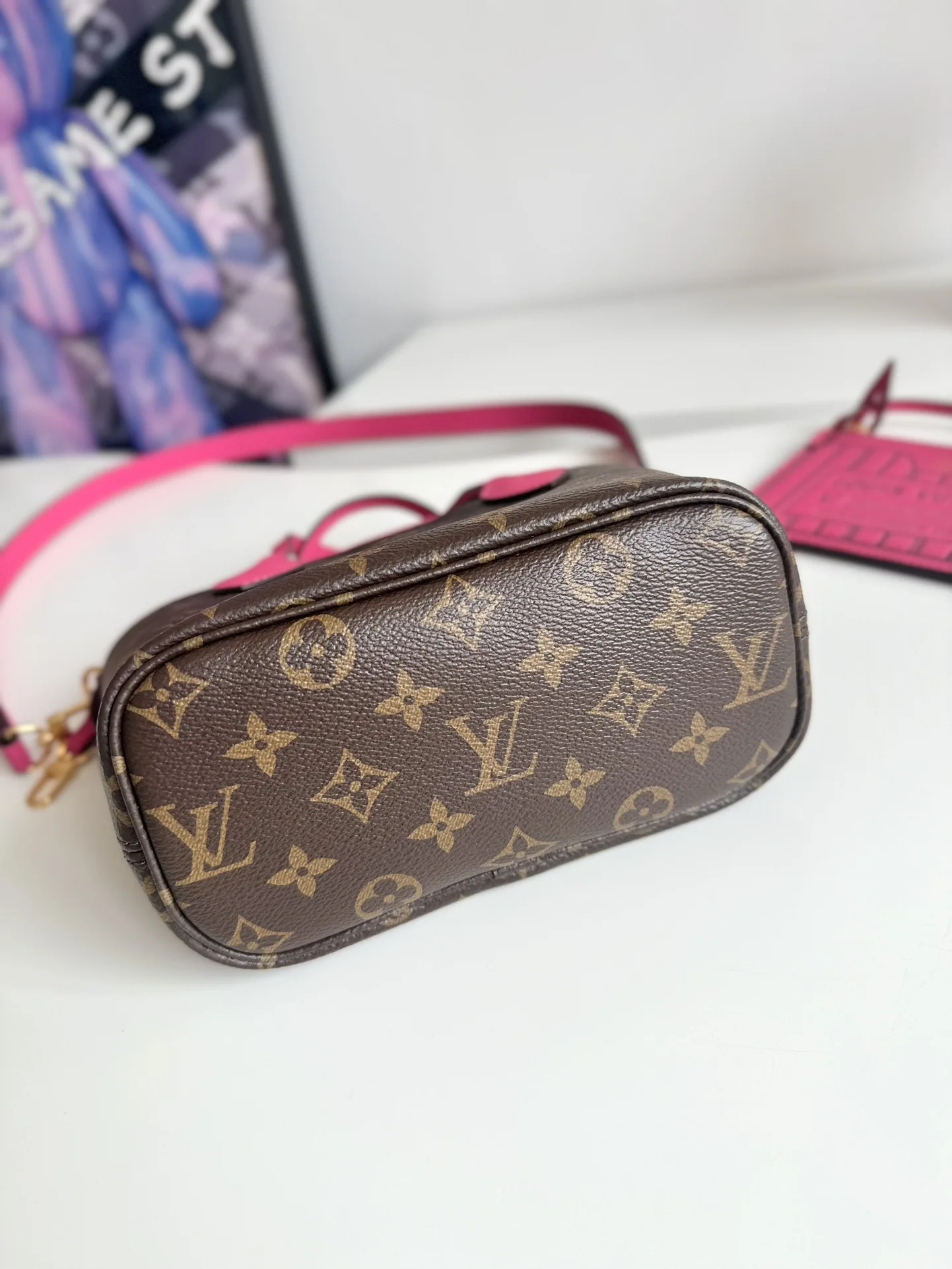 LV海外原单M12106 Neverfull Bandouliere Inside Out BB 手袋 手提斜挎包 - 细节图 3