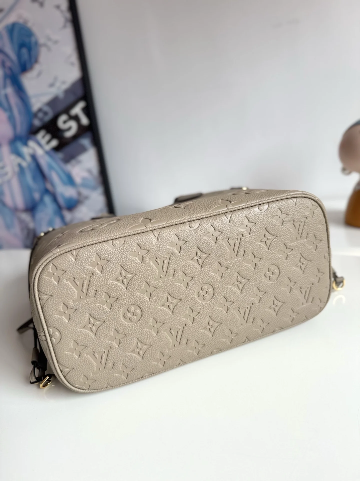 Louis Vuitton Overseas Original M45686 Neverfull Medium Tote Bag Shoulder Bag - Detail view 3