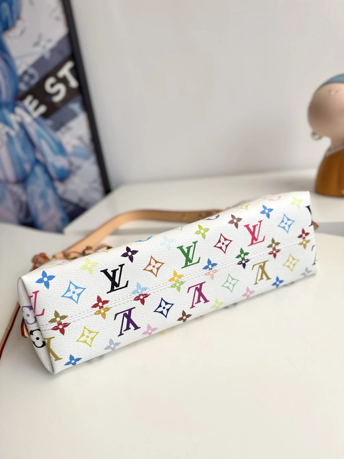 Louis Vuitton Overseas Original M27578 Carryall East West Shoulder Bag - Detail view 4