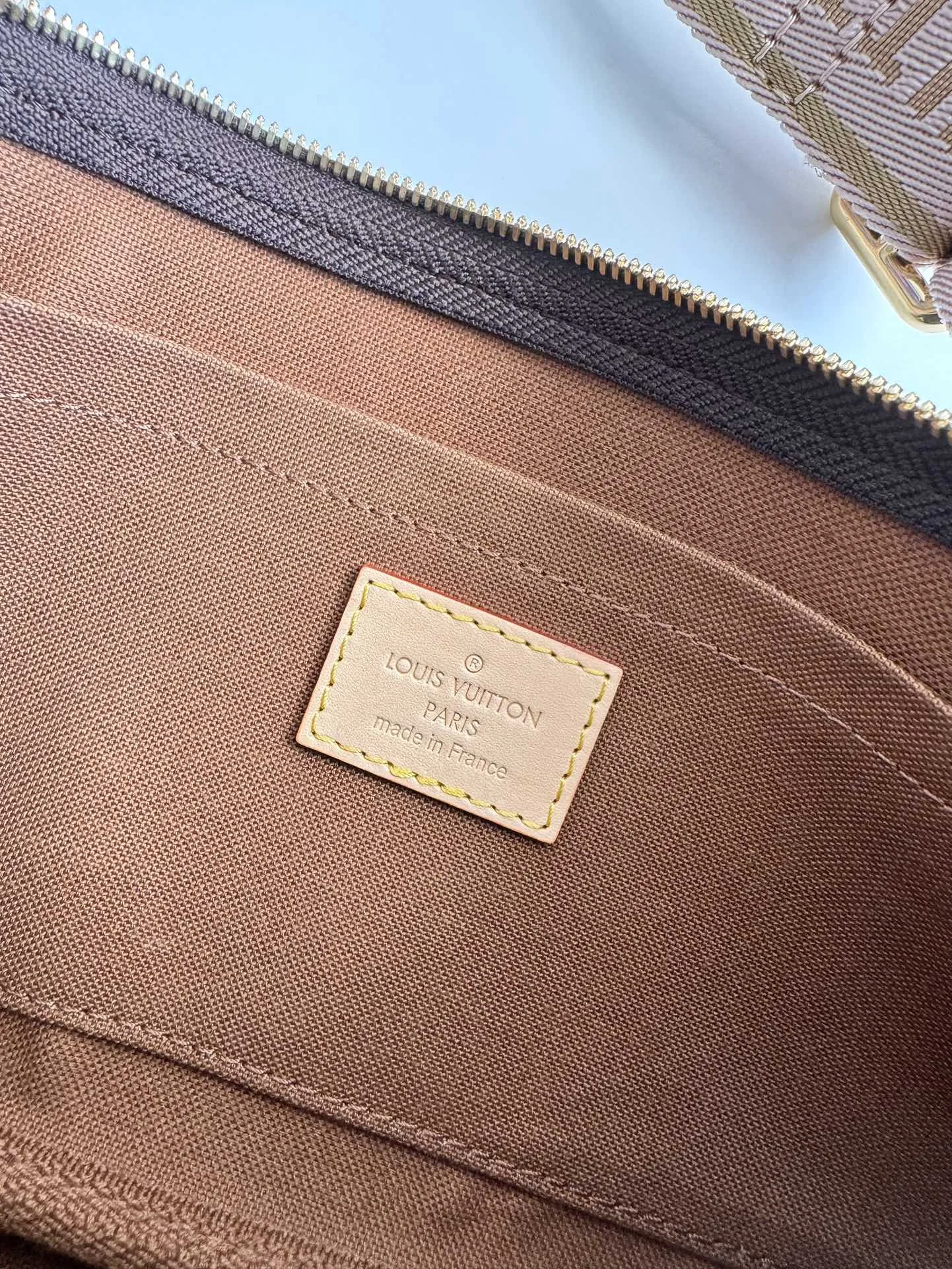 LV海外原单M44840 Multi Pochette Accessories 手袋 斜挎包 - 细节图 9