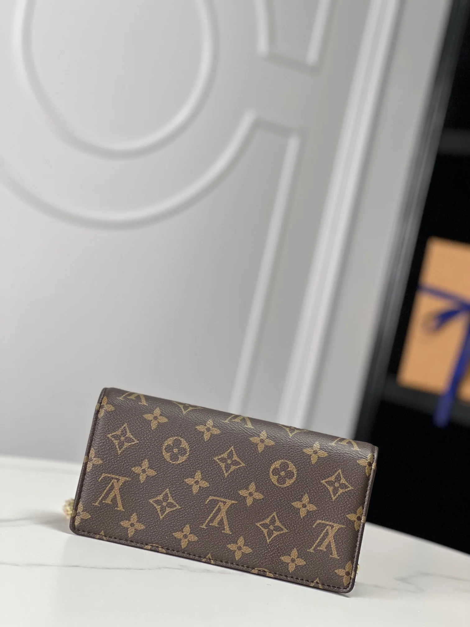 LV海外原单M82509 Lily Wallet On Chain 手袋 斜挎包 - 细节图 3