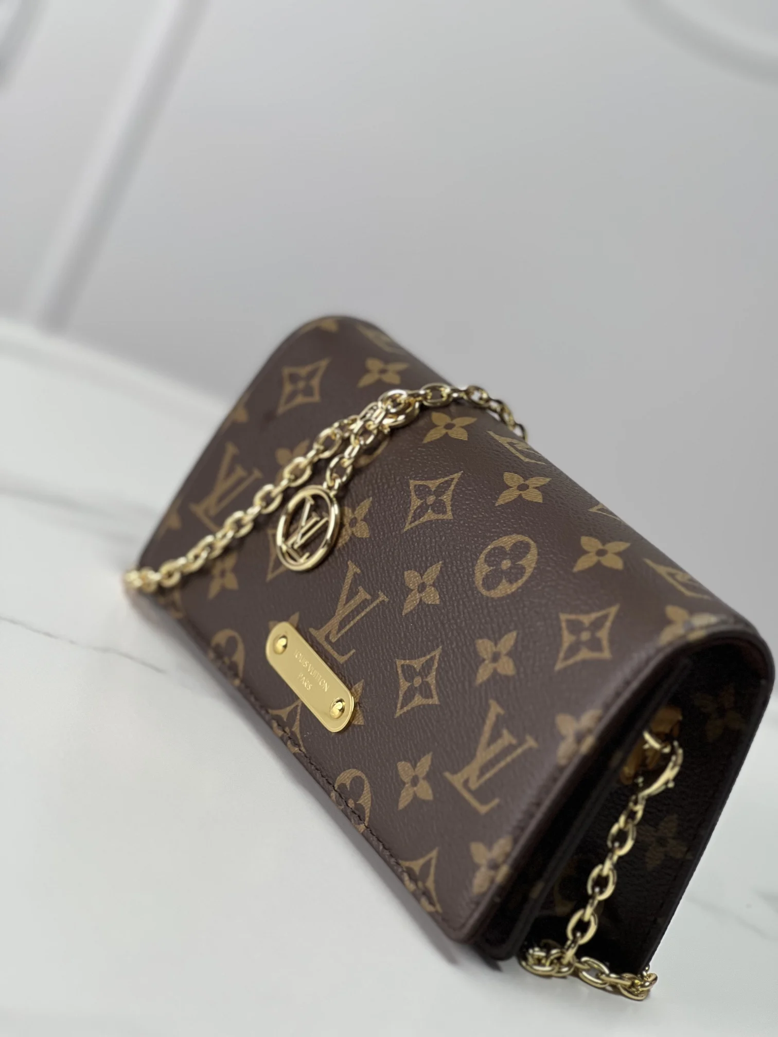 LV海外原单M82509 Lily Wallet On Chain 手袋 斜挎包 - 细节图 6