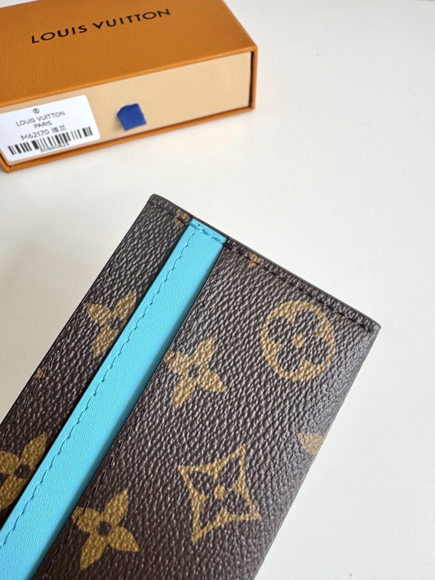 Louis Vuitton Overseas original M62170 card holder wallet - Detail view 7