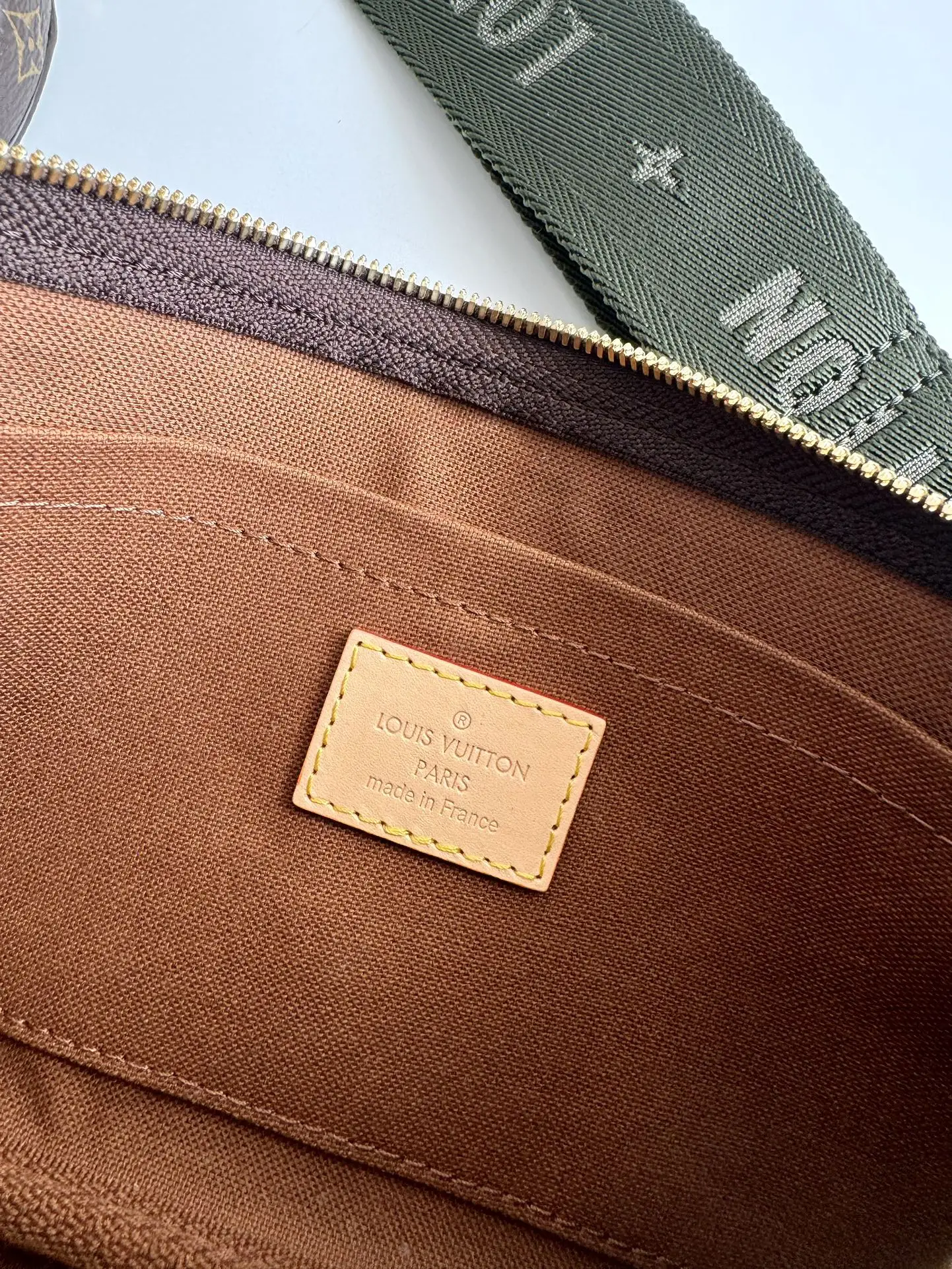 LV海外原单M44813 Multi Pochette Accessories 手袋 斜挎包 - 细节图 9