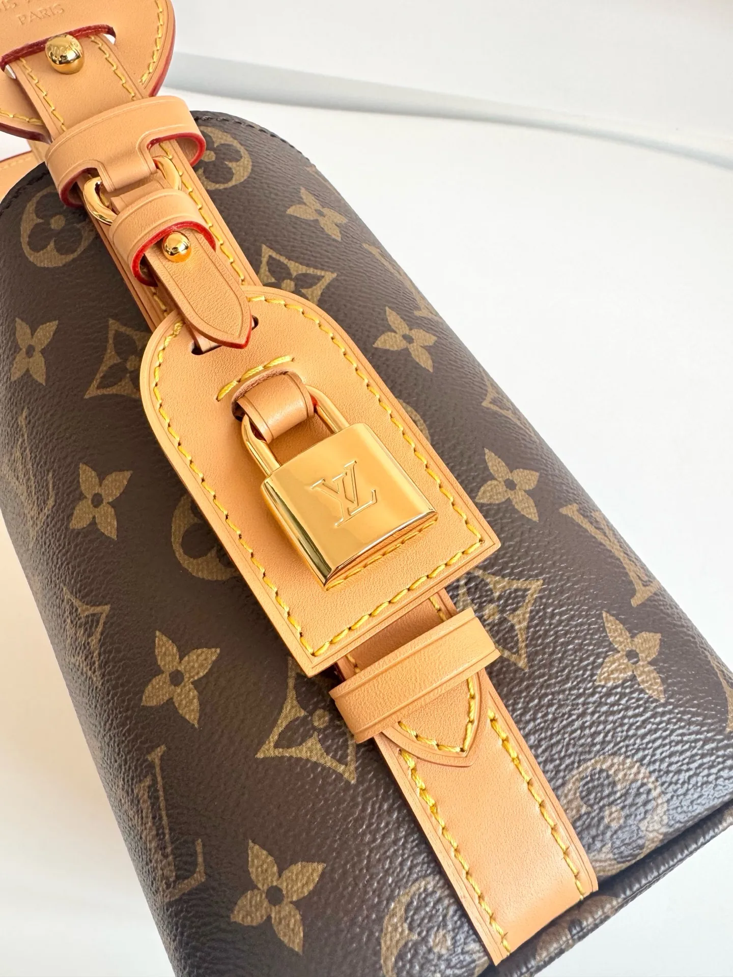 Louis Vuitton Overseas Original M12925 All In BB Handbag Shoulder Backpack - Detail view 6