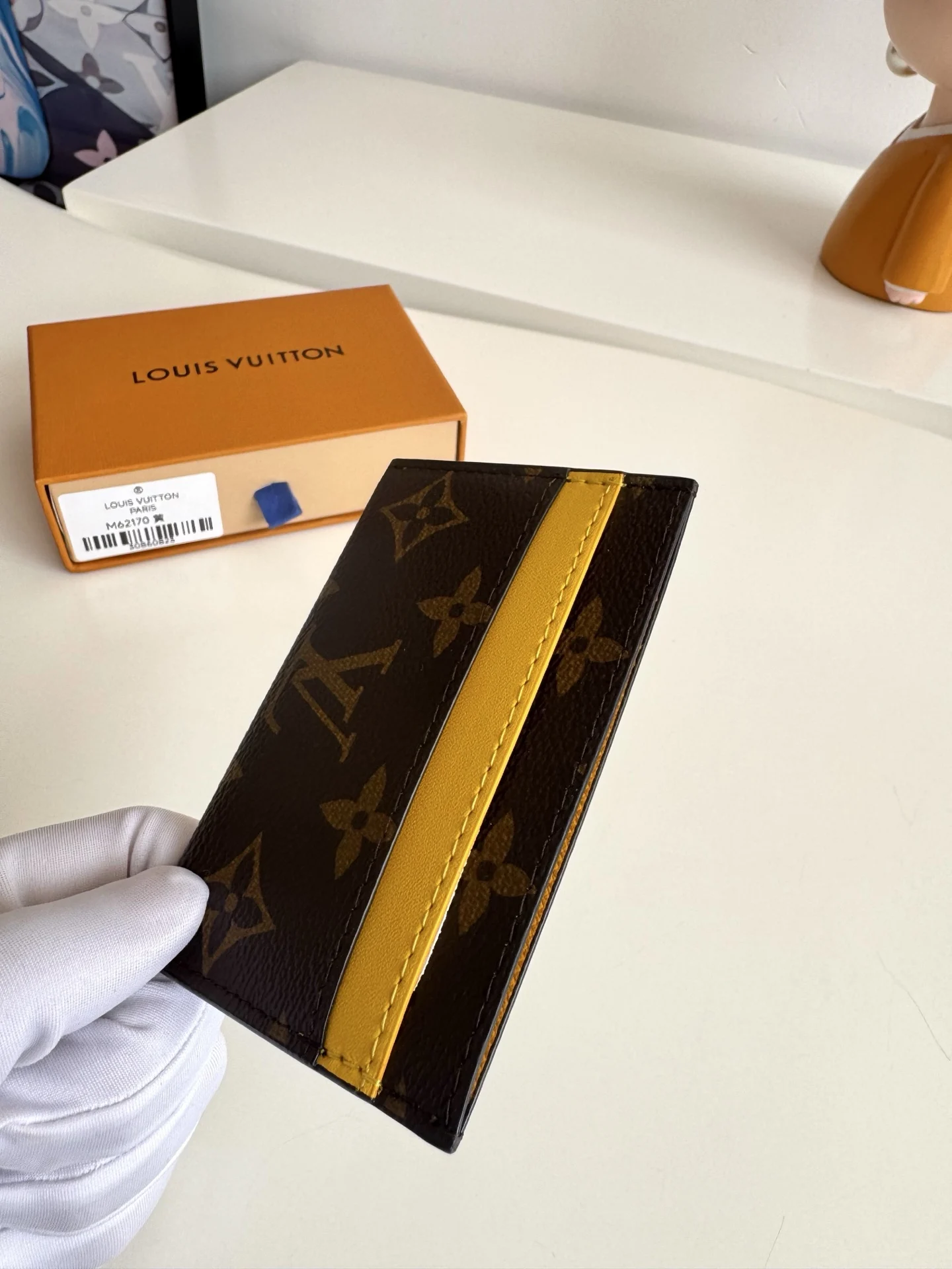 Louis Vuitton Overseas original M62170 card holder wallet - Detail view 5