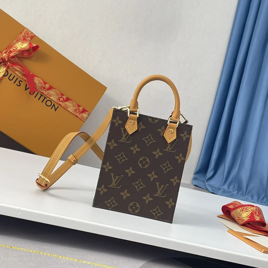 LV海外原单M81295/M69442 Petit Sac Plat 手袋 手提斜挎包 - 细节图 1