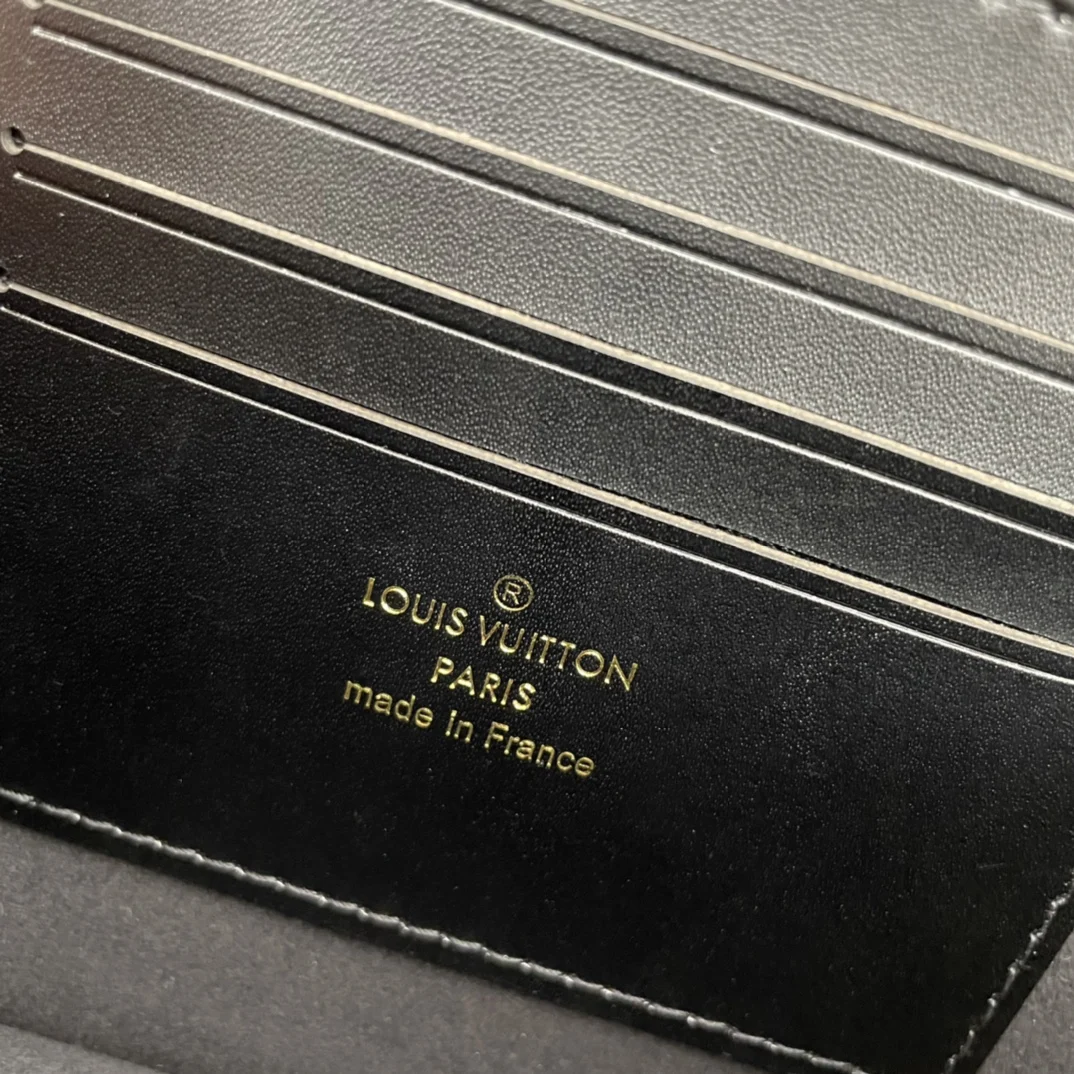 LV海外原单M68746 Dauphine 链条包 斜挎包 - 细节图 9