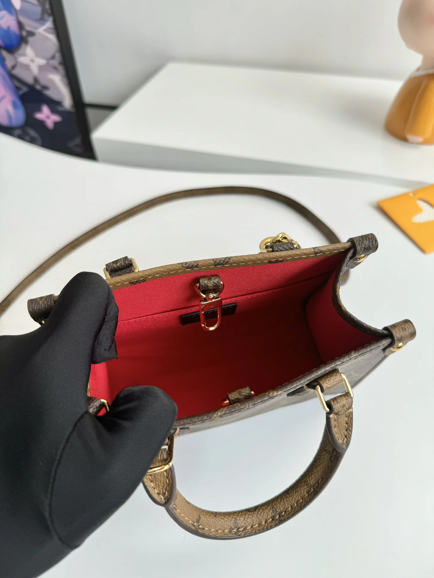 LV外原单M46839 OnTheGo 托特包 手提斜挎包 - 细节图 8