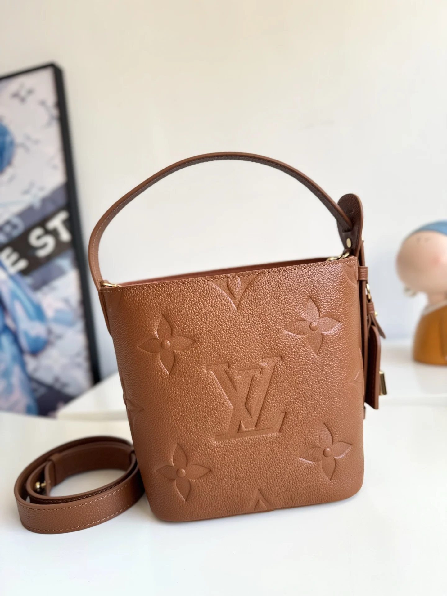Louis Vuitton Overseas Original M28820 All In BB Handbag Shoulder Bag - Detail view 3