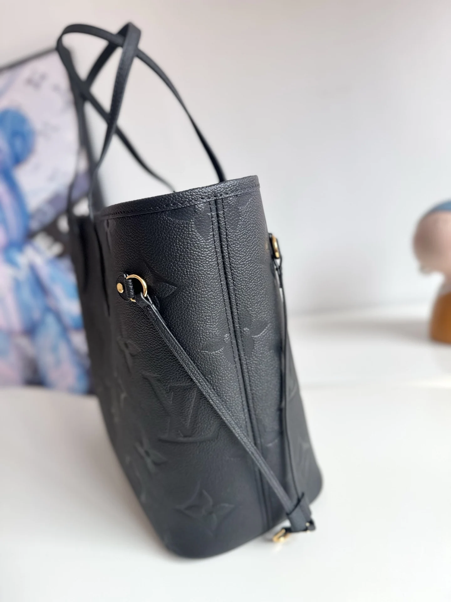 Louis Vuitton Original overseas M45685 Neverfull Medium Tote Bag Shoulder Bag - Detail view 2
