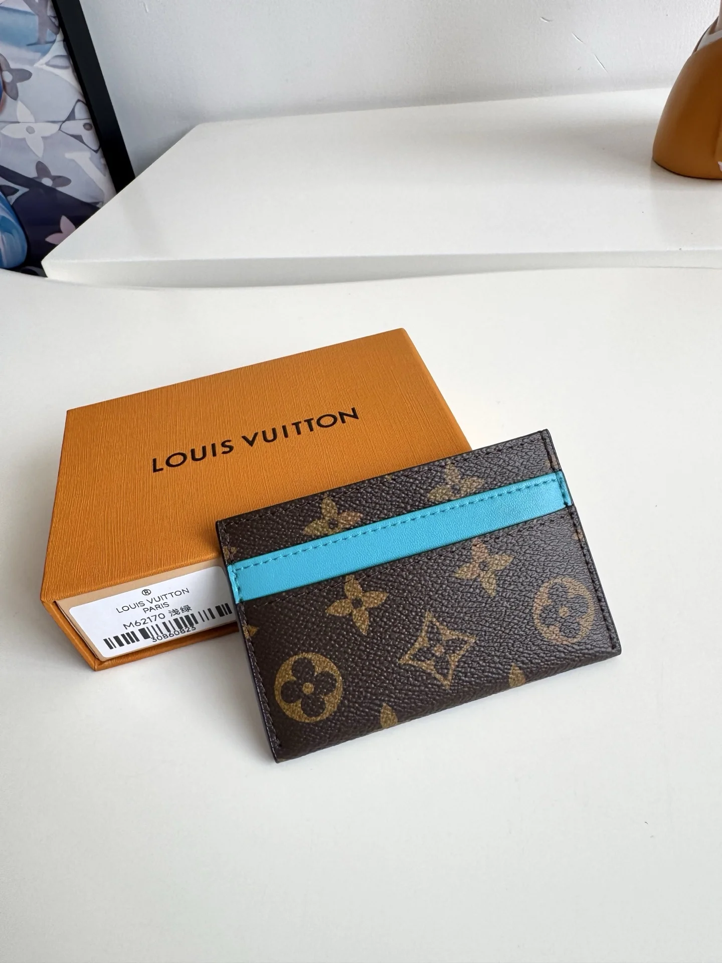 Louis Vuitton Overseas original M62170 card holder wallet - Detail view 2