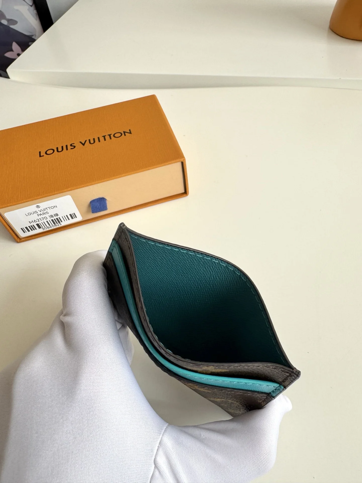 Louis Vuitton Overseas original M62170 card holder wallet - Detail view 8