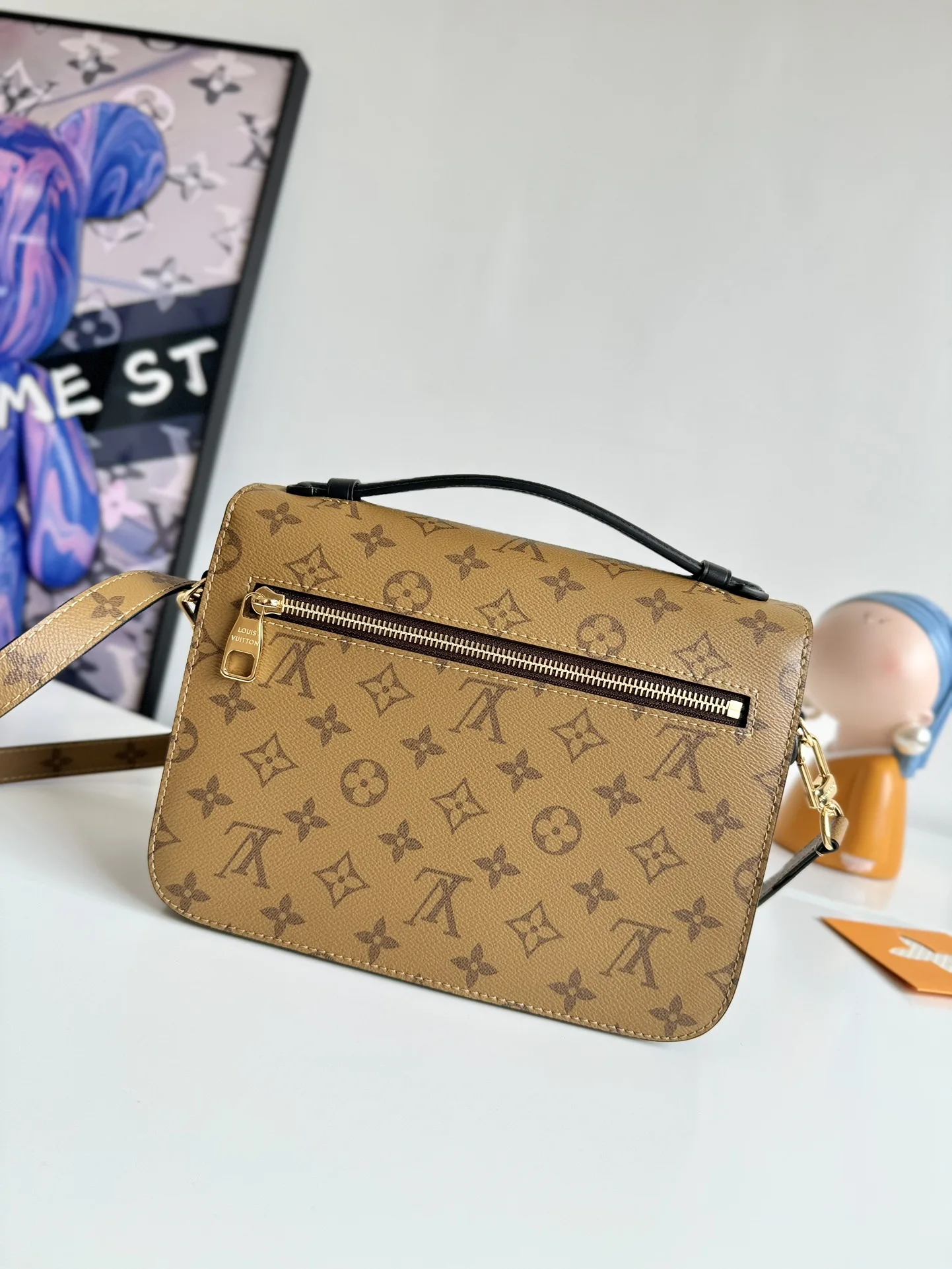LV海外原单M44876 Pochette Metis 邮差包 手提斜挎包 - 细节图 3