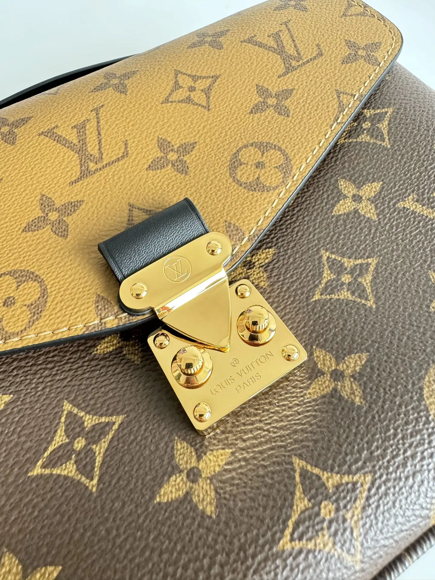 LV海外原单M44876 Pochette Metis 邮差包 手提斜挎包 - 细节图 5