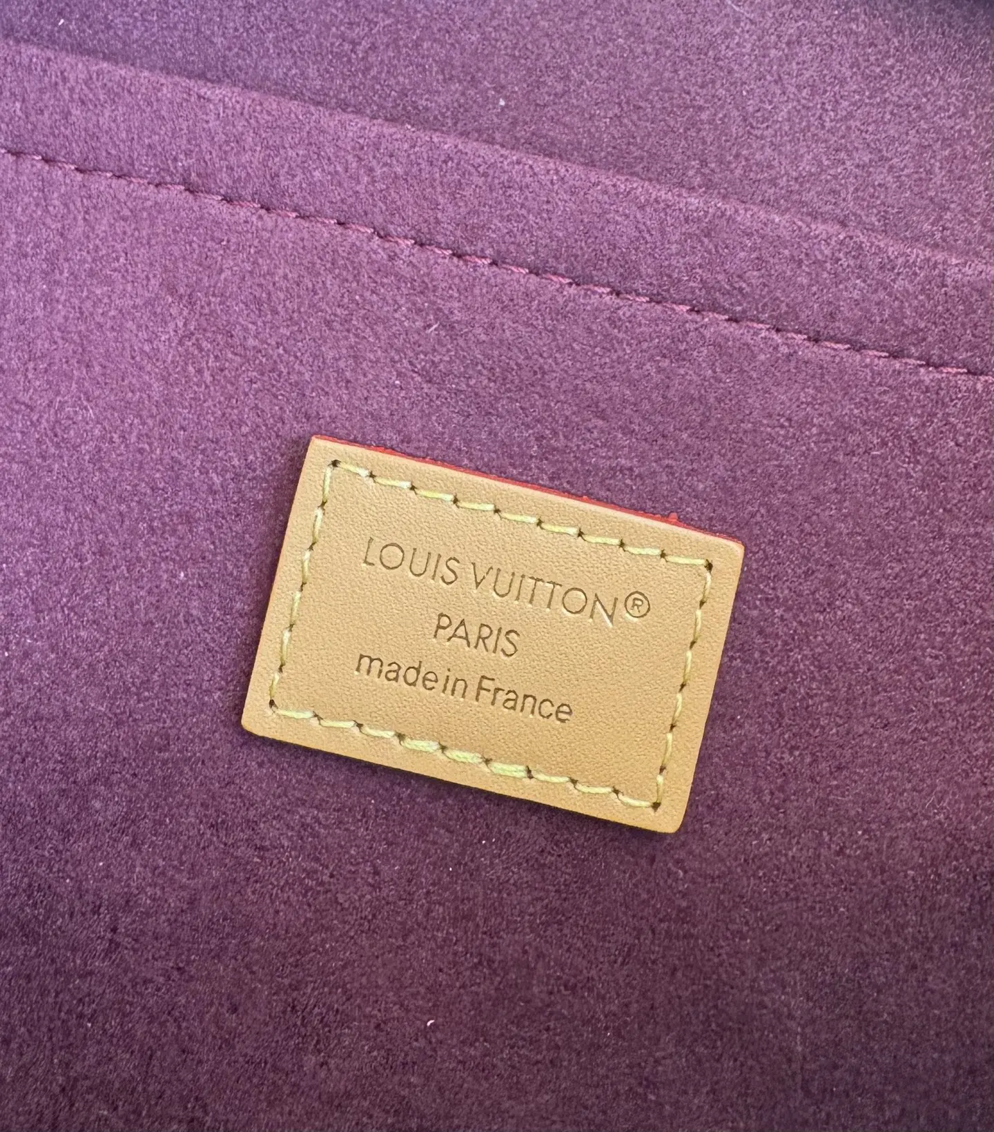 Louis Vuitton Overseas Original M28101 Carryall East West Handbag Shoulder Bag - Detail view 9