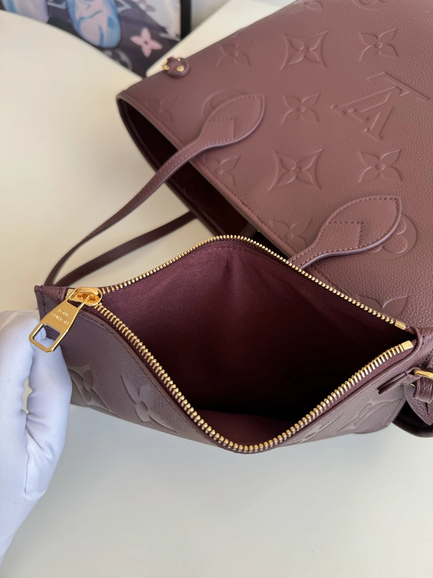 Louis Vuitton Overseas Original M45686 Neverfull Medium Tote Bag Shoulder Bag - Detail view 9