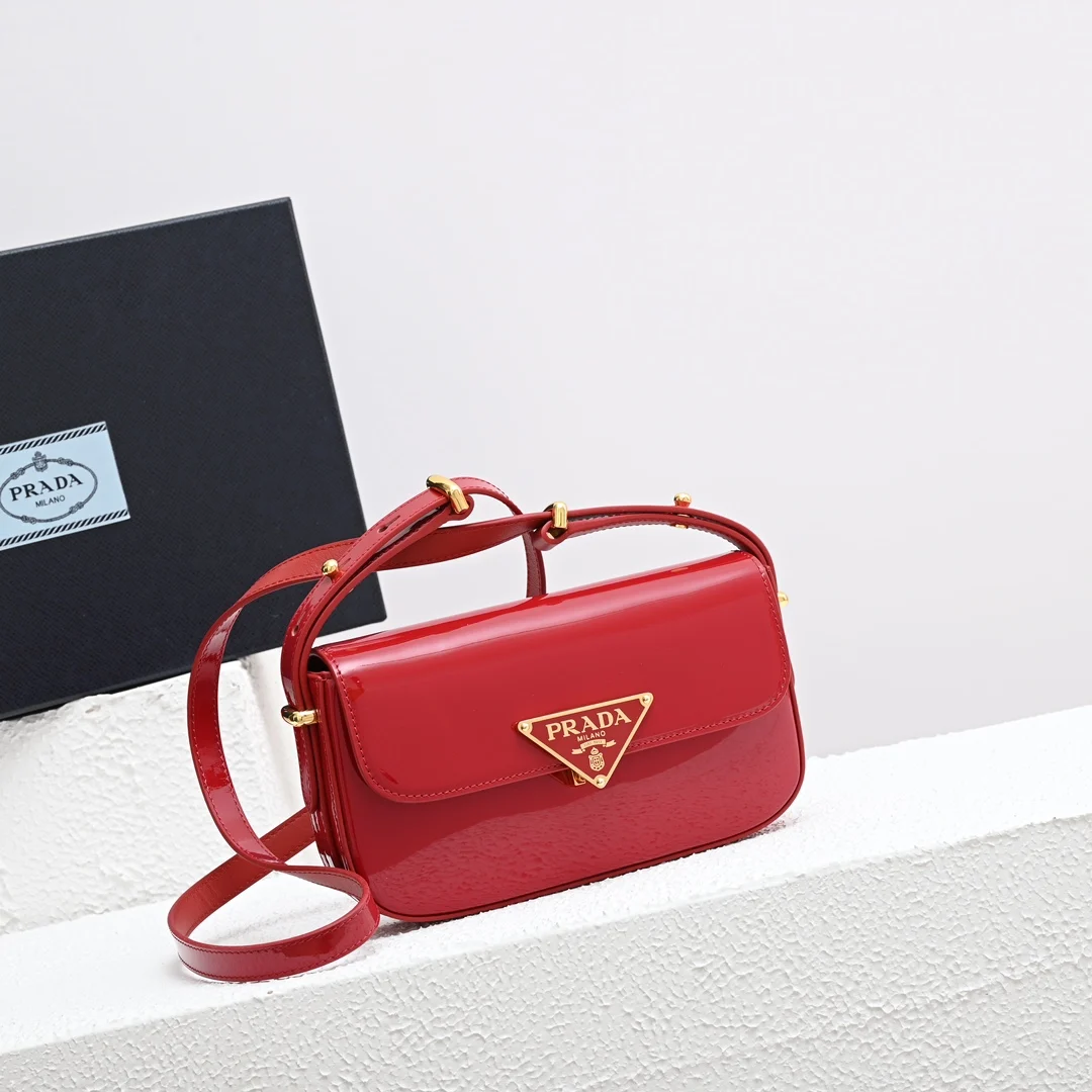Prada 1BD339 Patent Leather Shoulder Bag Crossbody Bag - Detail view 3