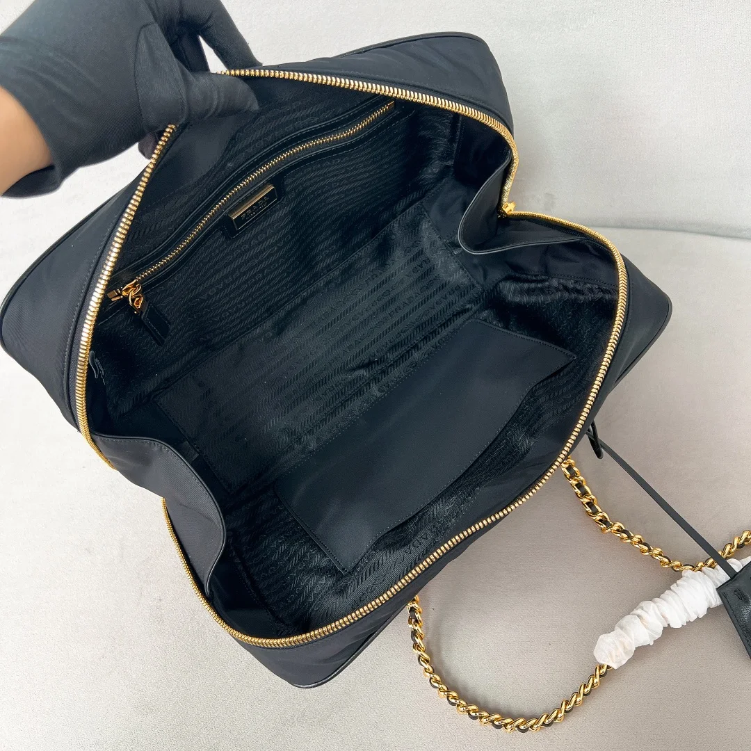普拉达1BB114 Summer新品中古式黑金链条单肩包大号 单肩背包 - 细节图 8