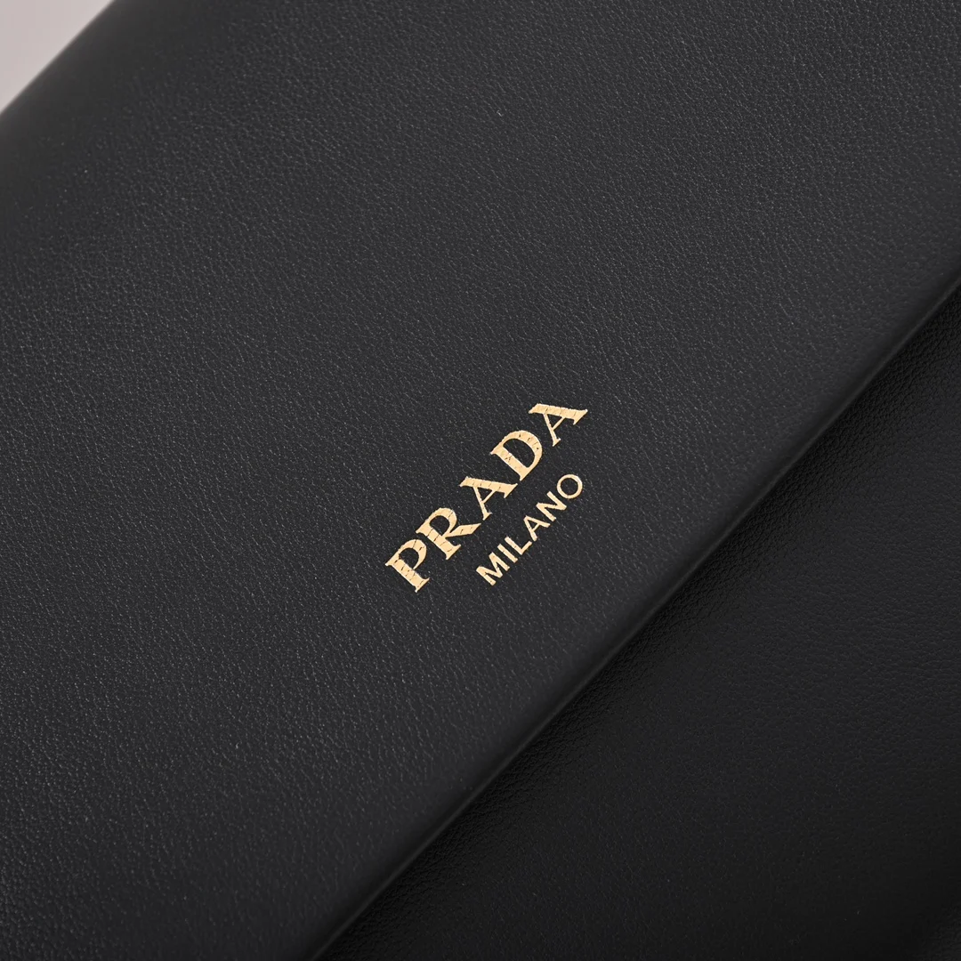 Prada 1BD367 Chain Bag Tote Bag Crossbody Bag - Detail view 5