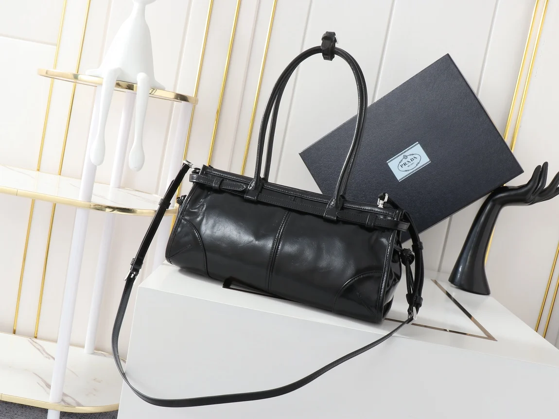 Prada 1BA426 LusSolf Leather Single Shoulder/Crossbody Bag - Detail view 3