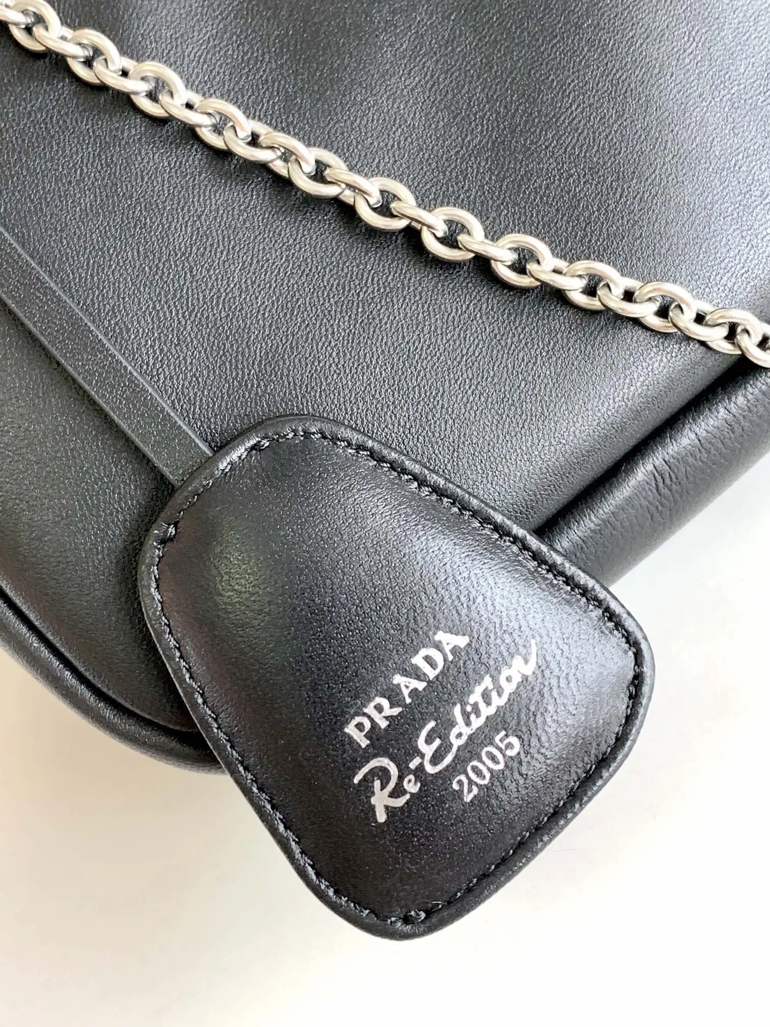 Prada 1BH204 Sheepskin Three-in-One Shoulder Bag Crossbody Bag - Detail view 7