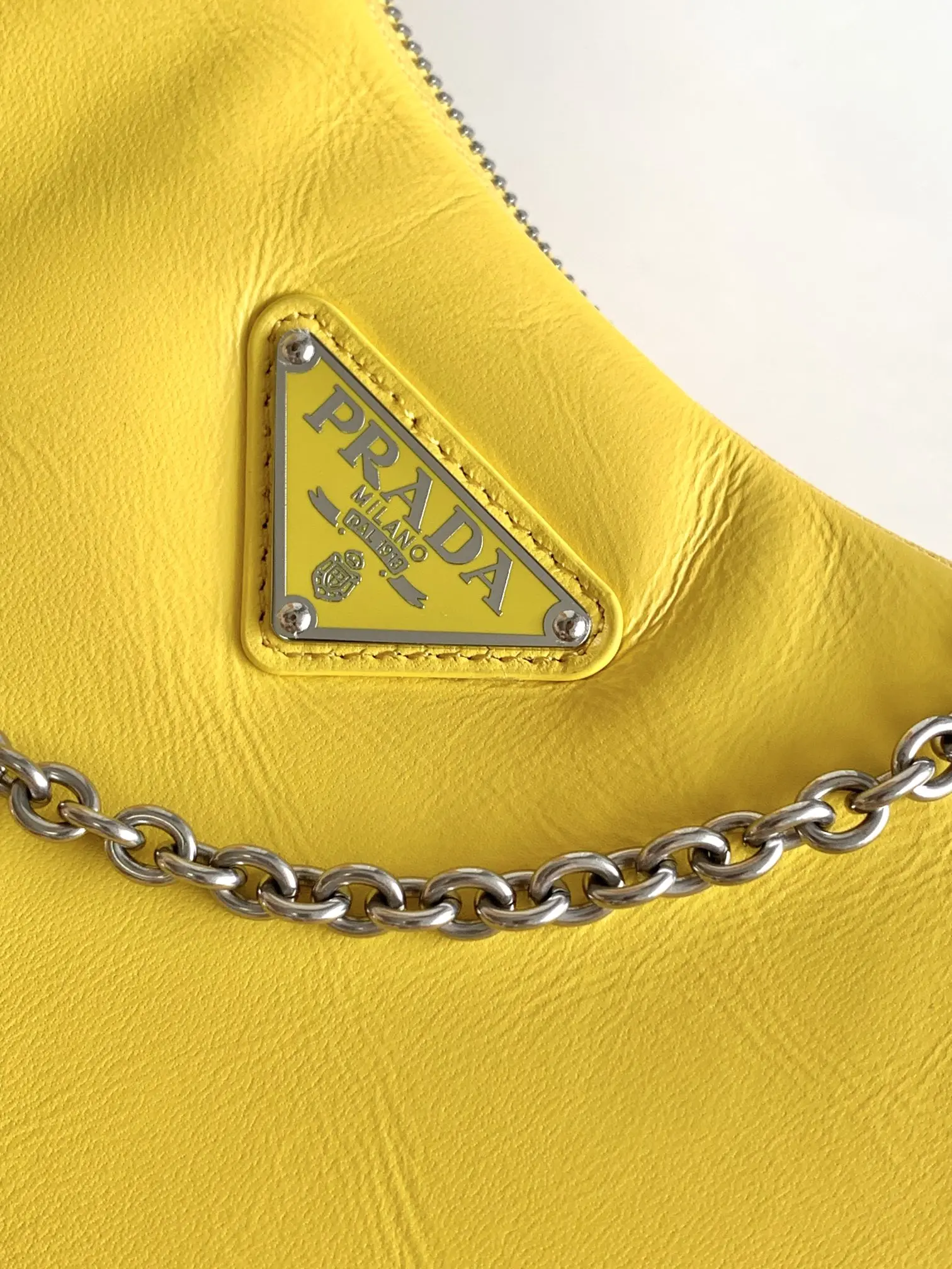 Prada 1BH204 Sheepskin Three-in-One Shoulder Bag Crossbody Bag - Detail view 5