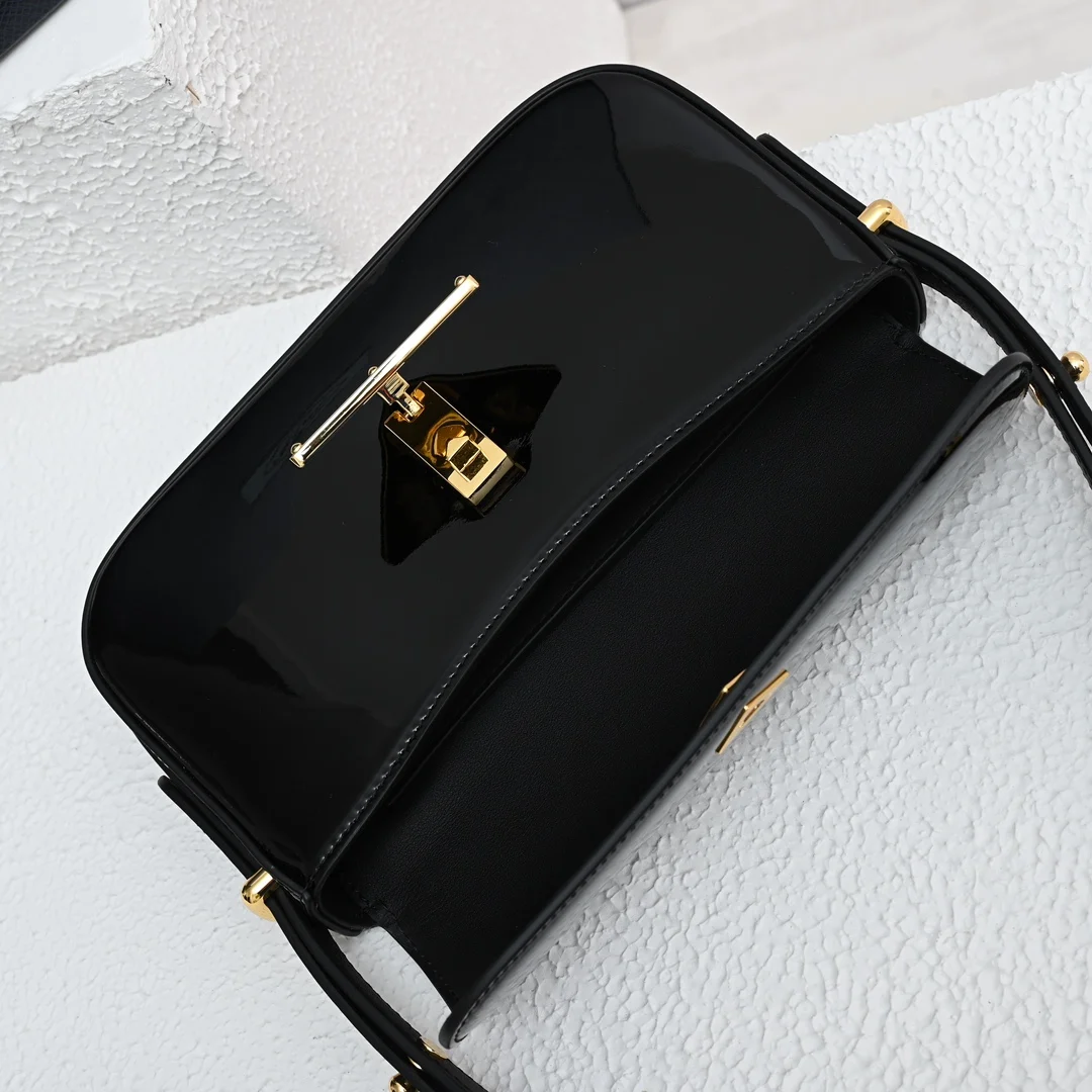 Prada 1BD339 Patent Leather Shoulder Bag Crossbody Bag - Detail view 7