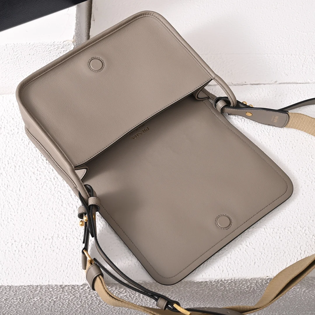 Prada 1BD372 Shoulder Strap Crossbody Bag - Detail view 7