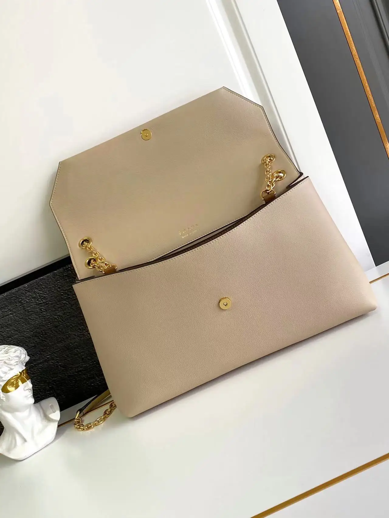 Prada 1BD367 New Chain Bag Handbag Crossbody Bag - Detail view 7