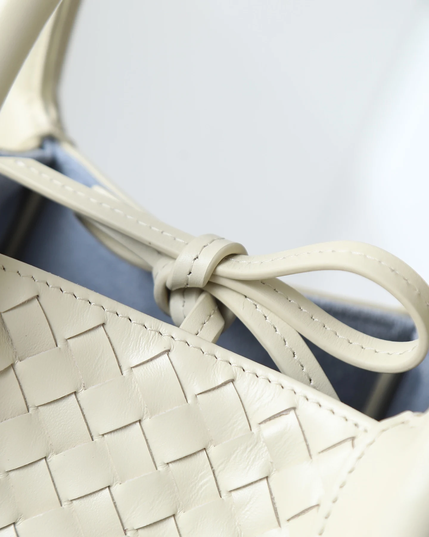 Bottega Veneta 819004 New pinacoteca crossbody bag - Detail view 8