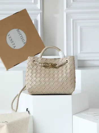 766014 Andiamo Braided Handbag Crossbody Bag