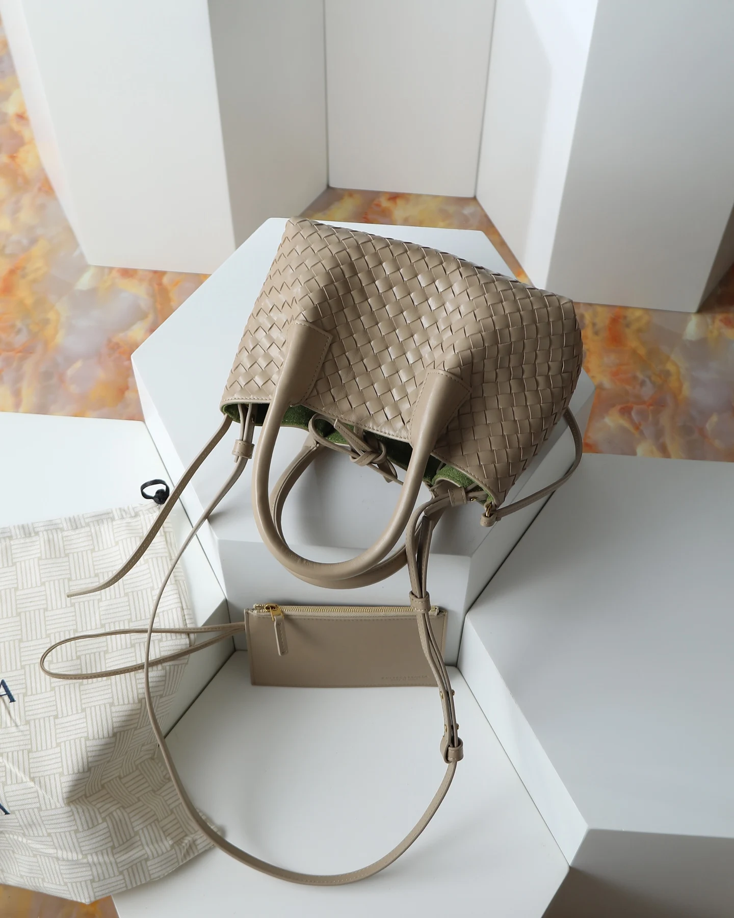 Bottega Veneta 819004 New pinacoteca crossbody bag - Detail view 4