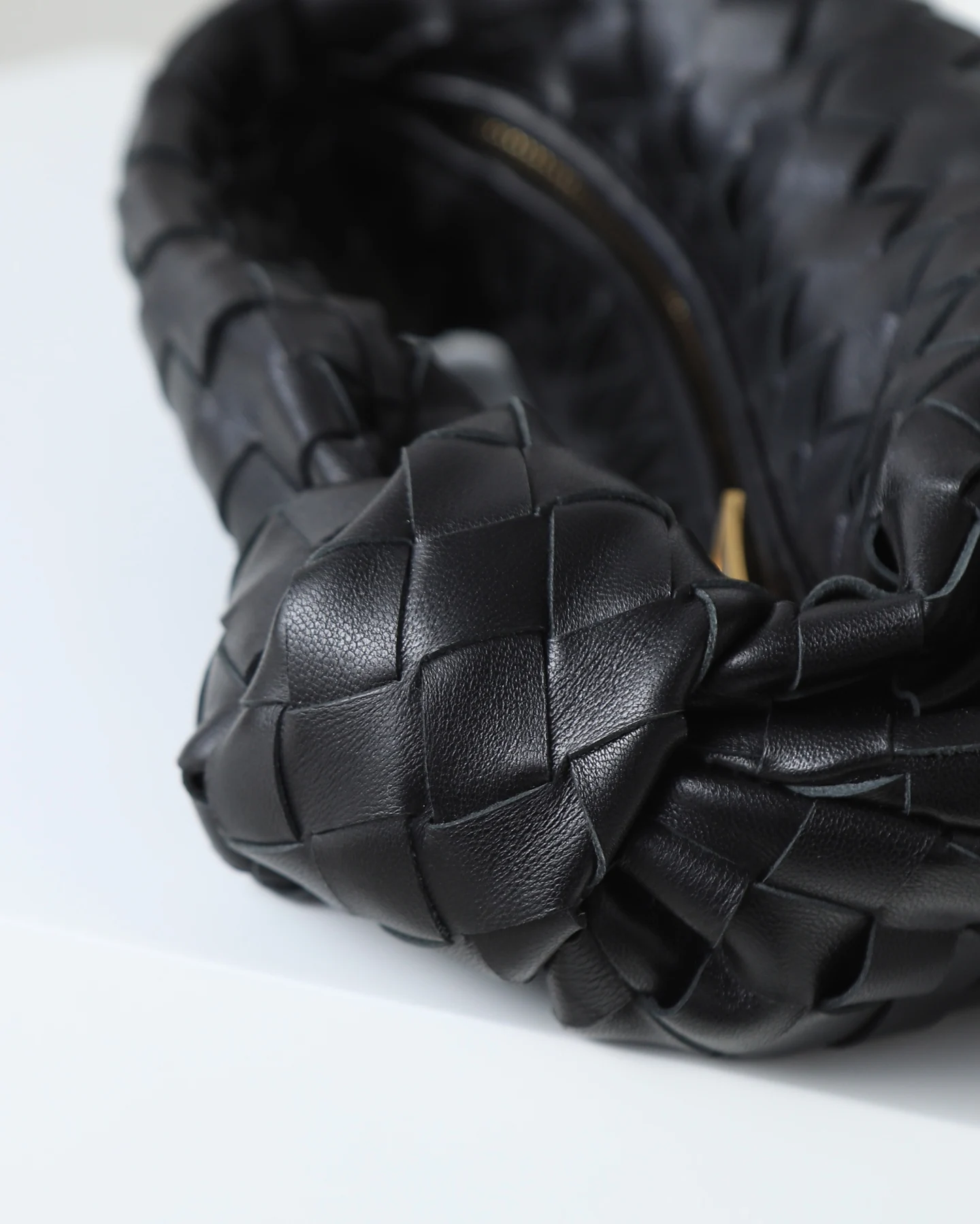 Bottega Veneta 651876 Woven Knot Hobo Handbag - Detail view 9