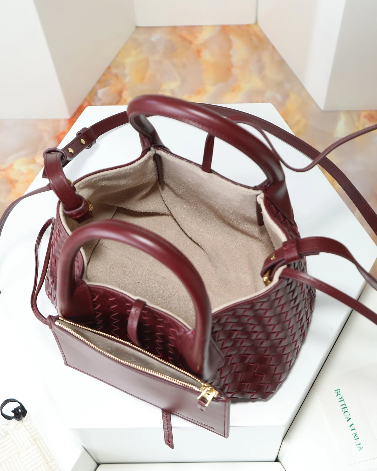 Bottega Veneta 819004 New pinacoteca crossbody bag - Detail view 11