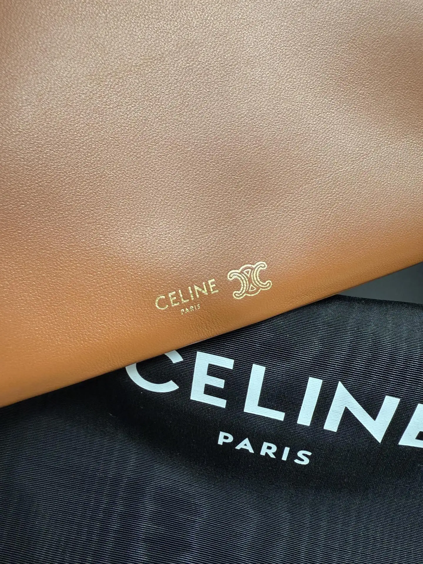 Celine 10p862 Classic Tri-Layer Bag Crossbody Bag - Detail view 4