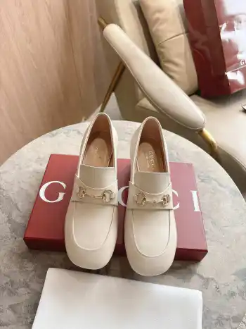 马衔扣乐福鞋 女鞋