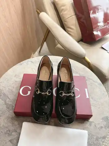 马衔扣乐福鞋 女鞋