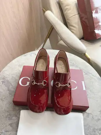 马衔扣乐福鞋 女鞋