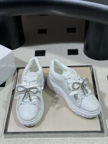 26s 春夏新款 圆头厚底水钻蝴蝶结小白鞋