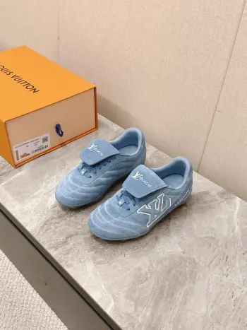 最新Footprint系列 情侣款足球运动鞋