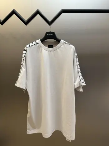 Vintage jersey knit short sleeve T-shirt