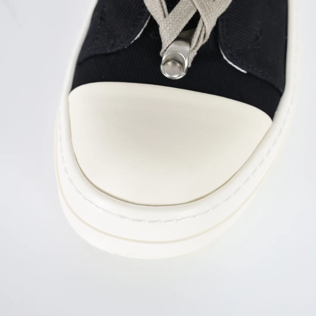 Rick Owens Crazy strappy canvas high-top boots with thin laces - Detail view 5