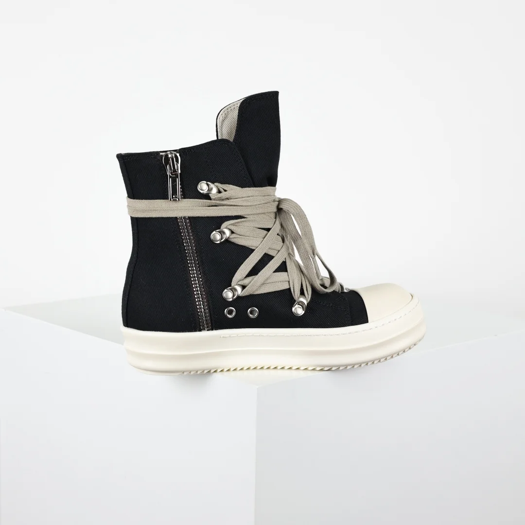 Rick Owens Crazy strappy canvas high-top boots with thin laces - Detail view 7