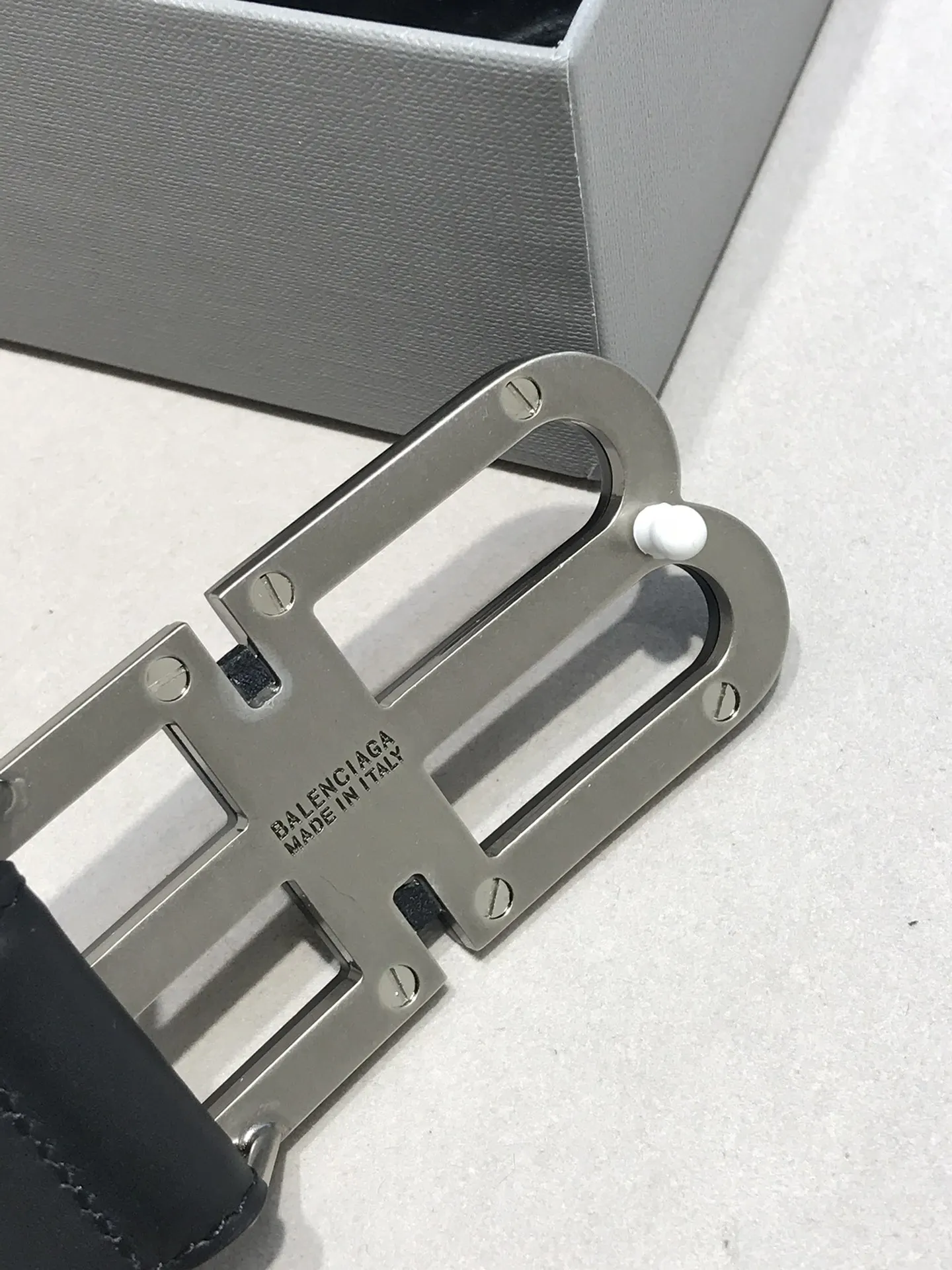 Balenciaga Balenciaga Fall-Winter Refined Fashion Belt - Detail view 6
