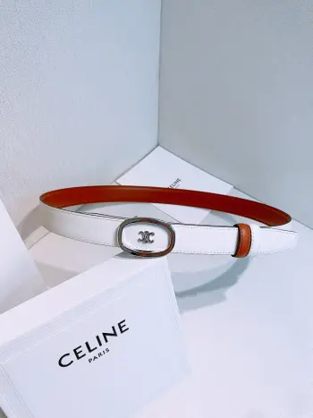 <p> 新款 赛琳女士腰带 céline 细节完美的小腰带 精品铜扣 小牛皮腰带 精致女士必备款 宽度2.5CM</p>