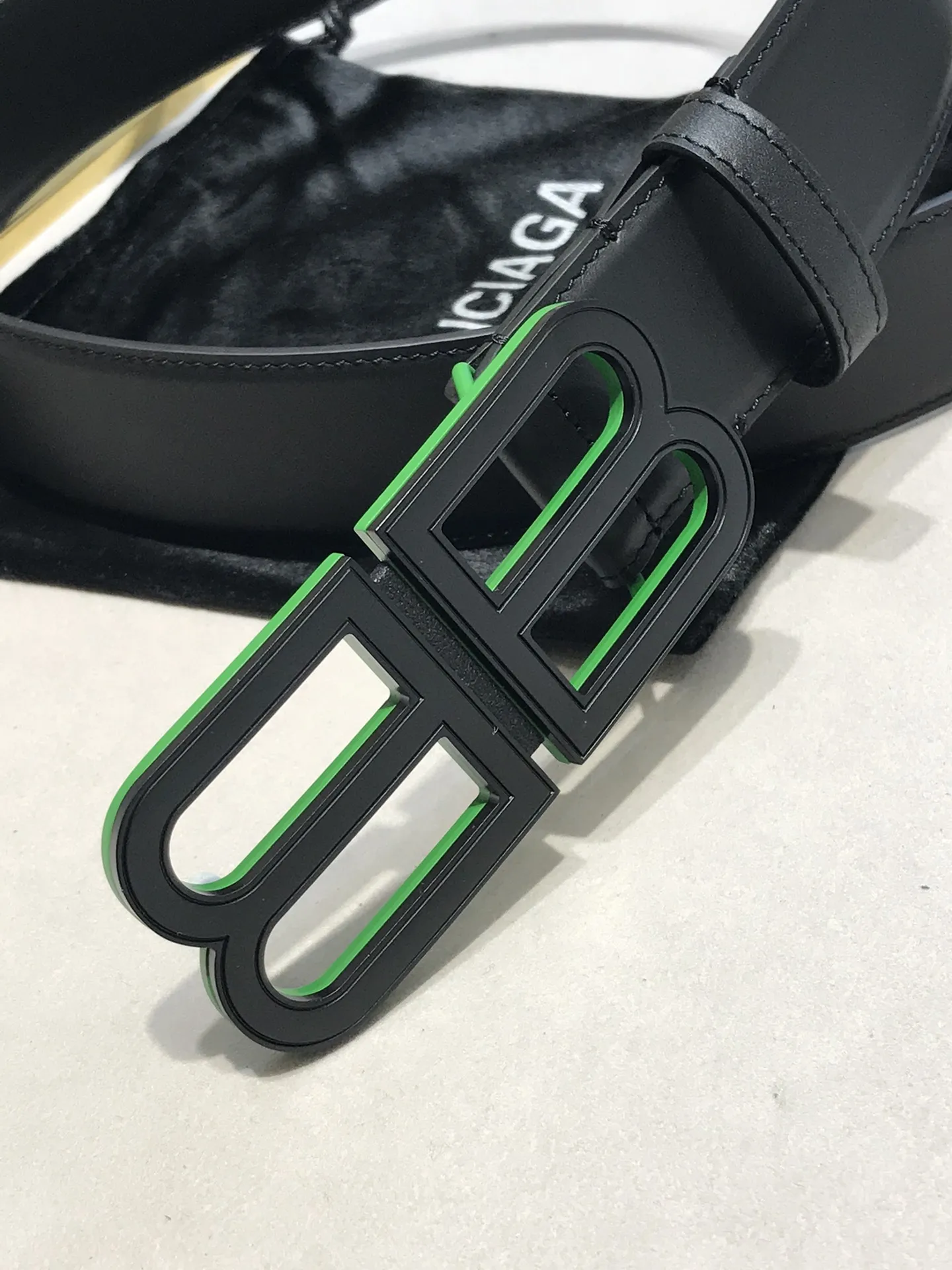 Balenciaga Balenciaga Fall-Winter Refined Fashion Belt - Detail view 2